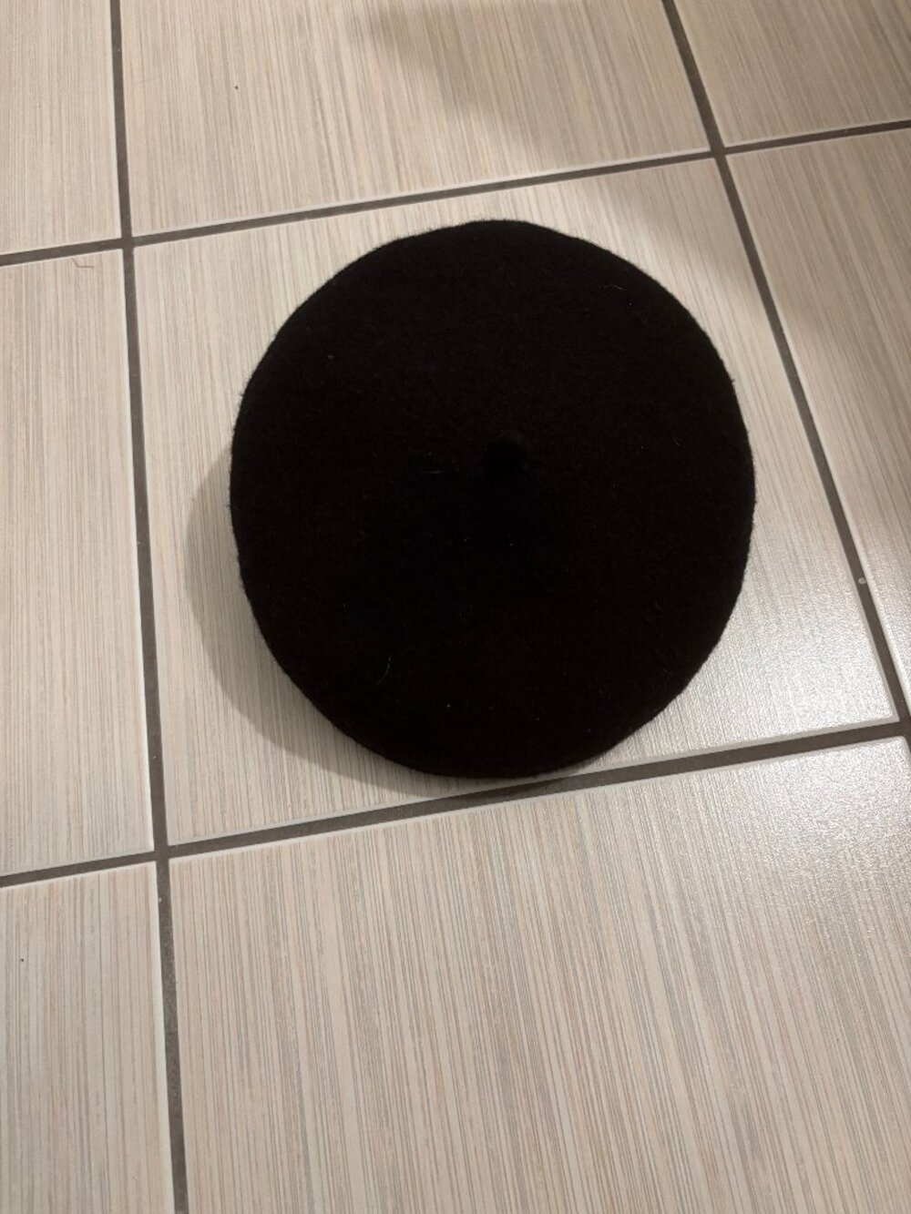 H&M Wool Knit Beret - Picture 3 of 8